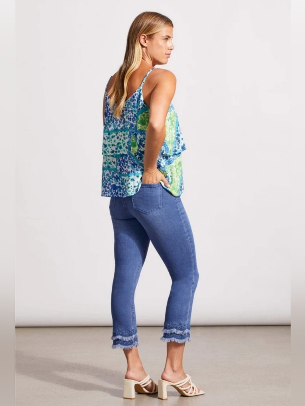 Blue Cropped Frayed-Hem Women’s Jeans